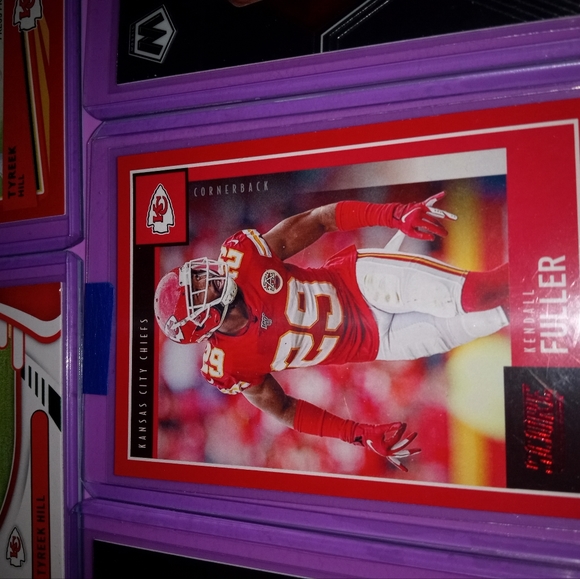 KC Chiefs lot of 5 with Tyreek hill - Picture 3 of 6